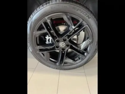 Photo 8 Volkswagen Tiguan  1.5 eHybrid 272ch R-Line Edition DSG6