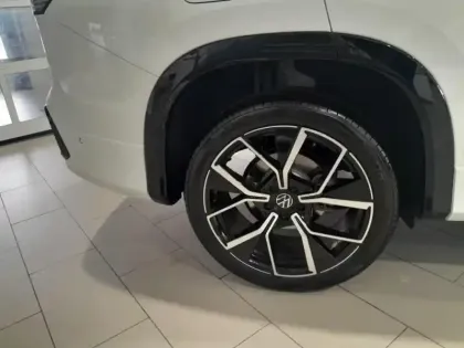 Photo 7 Volkswagen Tayron  1.5 eTSI 150ch R-Line DSG7 7 places