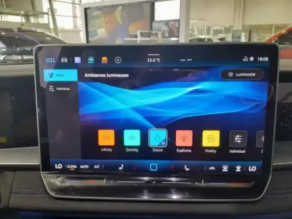 Photo 10 Volkswagen Tayron  1.5 eTSI 150ch R-Line DSG7 7 places