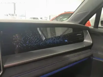 Photo 8 Volkswagen Tayron  1.5 eTSI 150ch R-Line DSG7 7 places