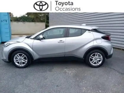 Photo 2 Toyota C-HR  122h Dynamic Business 2WD E-CVT + Programme Beyond Zero Academy MY22