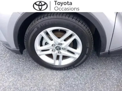 Photo 3 Toyota C-HR  122h Dynamic Business 2WD E-CVT + Programme Beyond Zero Academy MY22