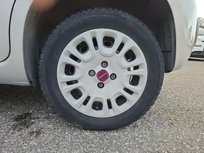 Photo 10 Fiat Panda  1.2 8v 69ch Easy