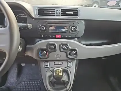 Photo 12 Fiat Panda  1.2 8v 69ch Easy