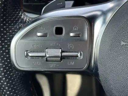 Photo 15 Mercedes Classe A  200 d 8G-DCT