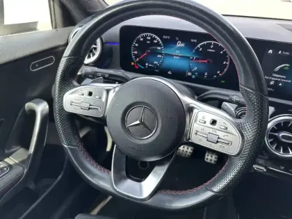 Photo 14 Mercedes Classe A  200 d 8G-DCT