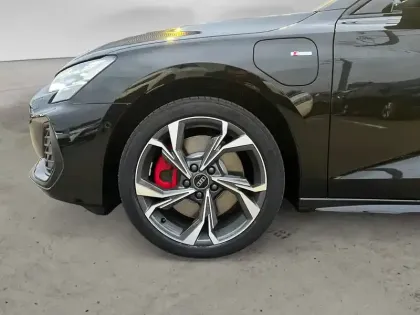 Photo 8 Audi A3  Sportback TFSI e Hybride rechargeable 272 S tronic 6