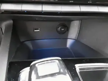 Photo 22 Peugeot 3008  Hybrid 225 e-EAT8