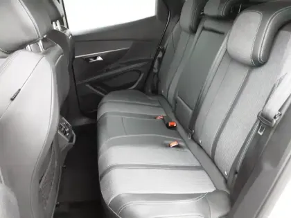 Photo 11 Peugeot 3008  Hybrid 225 e-EAT8