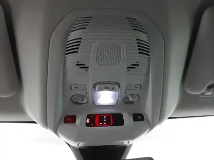 Photo 34 Peugeot 3008  Hybrid 225 e-EAT8