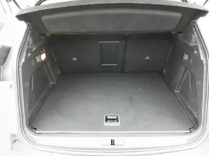 Photo 5 Peugeot 3008  Hybrid 225 e-EAT8