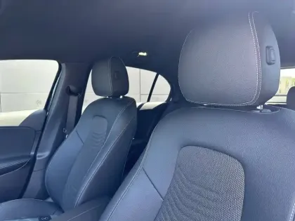 Photo 22 Mercedes Classe A  180 d 8G-DCT