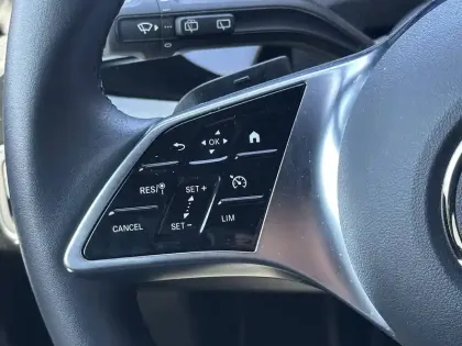 Photo 16 Mercedes Classe A  180 d 8G-DCT