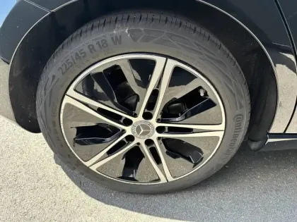 Photo 11 Mercedes Classe A  180 d 8G-DCT