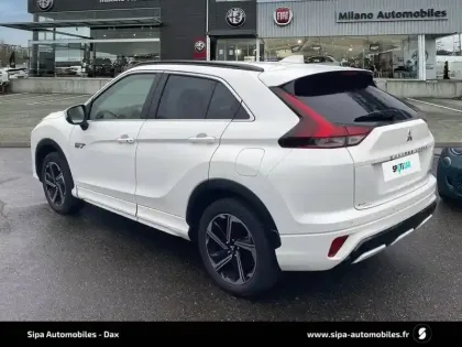 Photo 118 Mitsubishi Eclipse  Cross 2.4 MIVEC PHEV Twin Motor 4WD