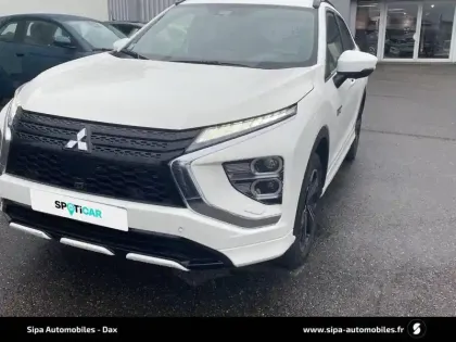 Photo 134 Mitsubishi Eclipse  Cross 2.4 MIVEC PHEV Twin Motor 4WD