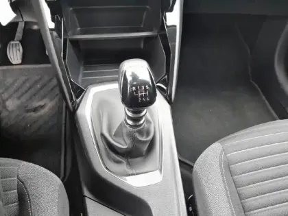 Photo 28 Peugeot 208 Gén. II Ph2 Active 5