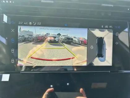 Photo 34 Peugeot 408  Electrique 58 kWh 210ch