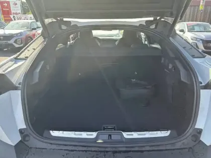 Photo 25 Peugeot 408  Electrique 58 kWh 210ch