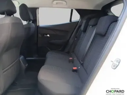 Photo 10 Peugeot 2008  PureTech 130 S&S EAT8