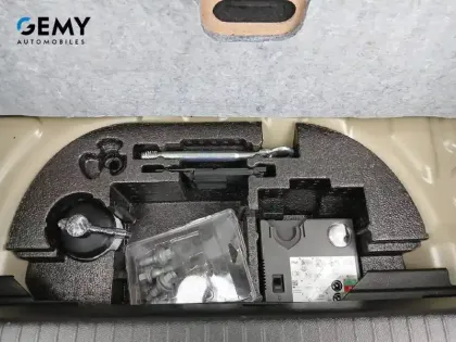 Photo 37 Peugeot 208  Electrique 50 kWh 136ch