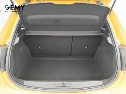 Photo 21 Peugeot 208  Electrique 50 kWh 136ch