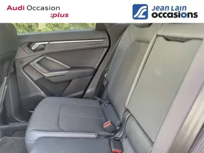 Photo 16 Audi Q3  45 TFSIe 245 ch S tronic 6