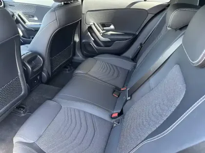 Photo 46 Mercedes Classe A  180 d 8G-DCT