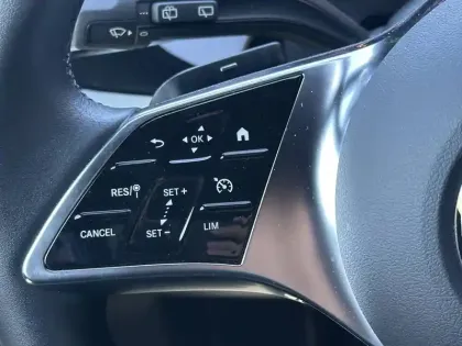 Photo 15 Mercedes Classe A  180 d 8G-DCT