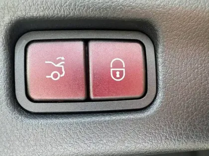 Photo 25 Mercedes Classe C  300 de 9G-Tronic e-Hybrid EQ