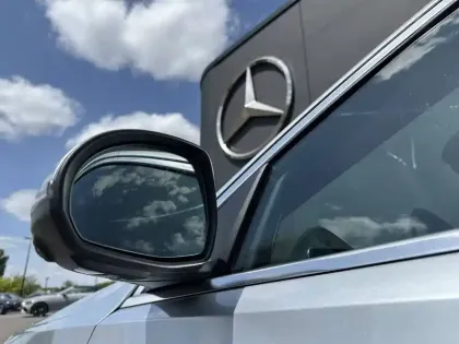 Photo 6 Mercedes Classe C  300 de 9G-Tronic e-Hybrid EQ