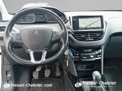 Photo 9 Peugeot 2008  1.2 PureTech 110ch S&S BVM5 Allure
