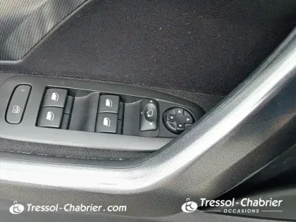 Photo 19 Peugeot 2008  1.2 PureTech 110ch S&S BVM5 Allure