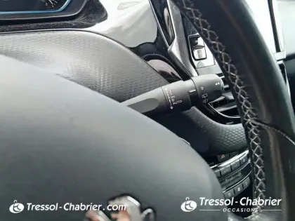 Photo 17 Peugeot 2008  1.2 PureTech 110ch S&S BVM5 Allure