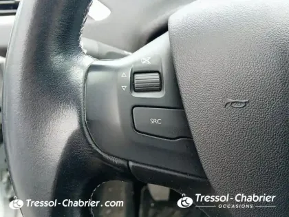 Photo 18 Peugeot 2008  1.2 PureTech 110ch S&S BVM5 Allure