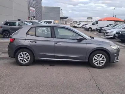 Photo 5 Skoda Fabia 1.0 TSI 95 ch EVO 2 BVM5 Selection