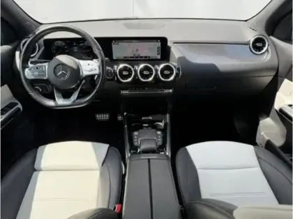 Photo 2 Mercedes GLA 200 AMG Line