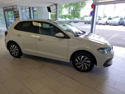 Photo 8 Volkswagen Polo  1.0 TSI 95ch Life DSG7