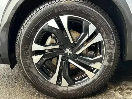 Photo 13 Peugeot 2008  1.2 PureTech 130ch S&S Allure