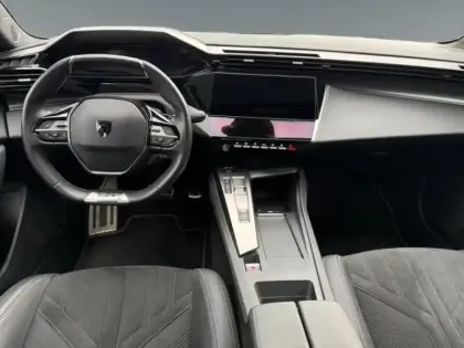 Photo 10 Peugeot 408  PHEV 225ch GT e-EAT8