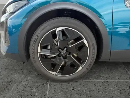 Photo 13 Peugeot 408  PHEV 225ch GT e-EAT8