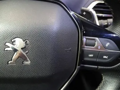 Photo 12 Peugeot 3008  HYBRID 225ch GT e-EAT8