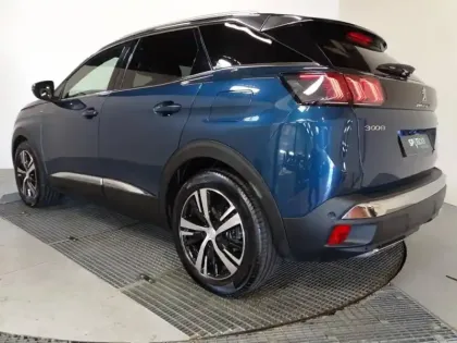 Photo 8 Peugeot 3008  HYBRID 225ch GT e-EAT8