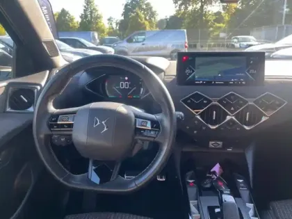 Photo 8 DS DS 3  Crossback E-Tense Performance Line + 4cv