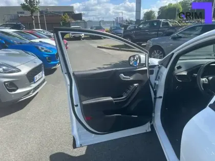 Photo 19 Ford Puma  1.0 Flexifuel 125 ch mHEV S&S BVM6