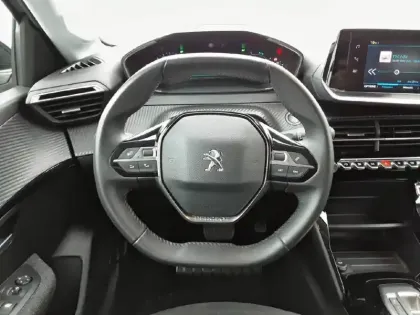 Photo 33 Peugeot 208  Electrique 50 kWh 136ch