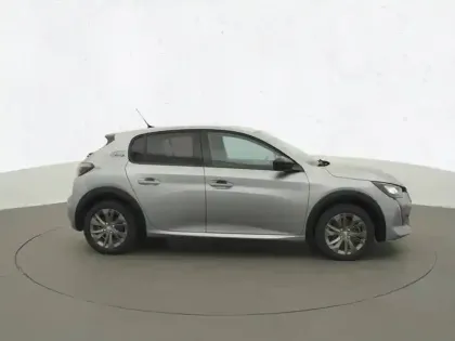 Photo 28 Peugeot 208  Electrique 50 kWh 136ch