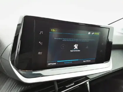 Photo 46 Peugeot 208  Electrique 50 kWh 136ch