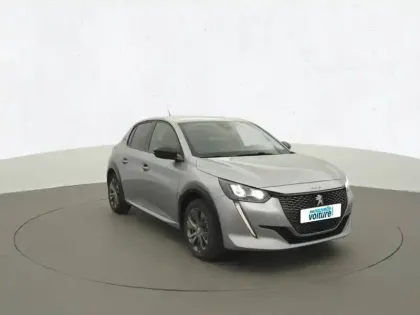Photo 27 Peugeot 208  Electrique 50 kWh 136ch