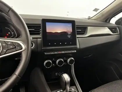 Photo 11 Renault Captur  E-Tech 145 - 21